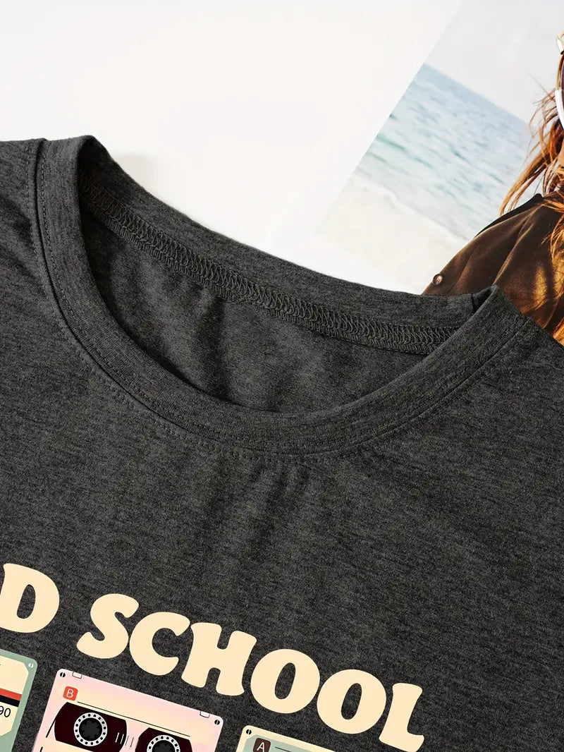 T-shirt rétro avec cassette, « playlist vintage »