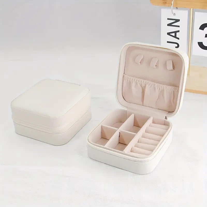 Boîte à bijoux classique en cuir- Taille petite