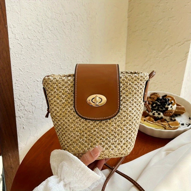 Sac à bandoulière en paille tressée